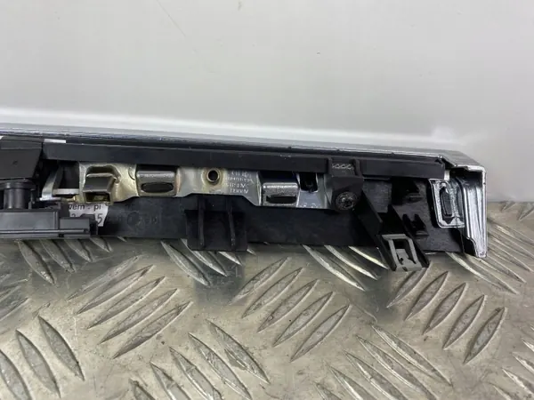 Volvo XC90 Aschenbecherrahmen OEM 31366423 - Gebraucht image 6