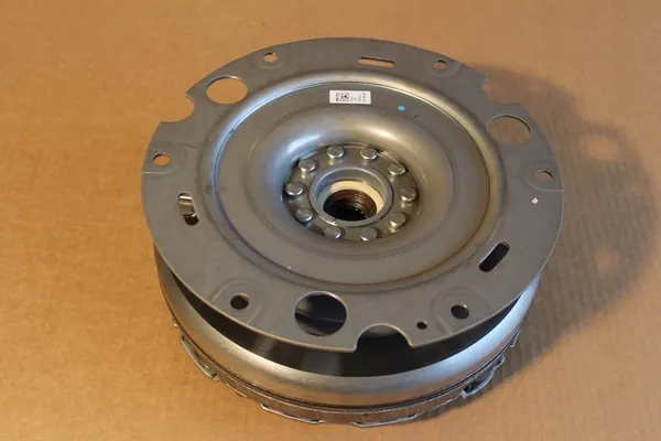 Volante bimassa Audi 2.0 TFSI image 4