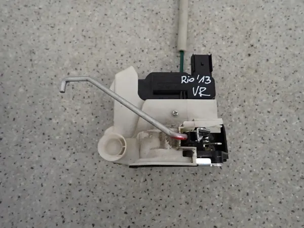 KIA RIO III HB 11-14 Främre Höger Dörrlås OEM image 2