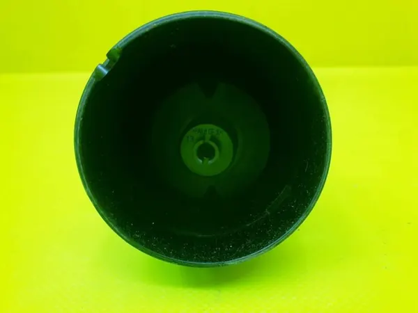 Écrou de base de filtre à huile OEM 6790410740 Maserati image 5