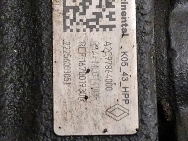 Renault OE insprutningspump OEM 167001930R image 8