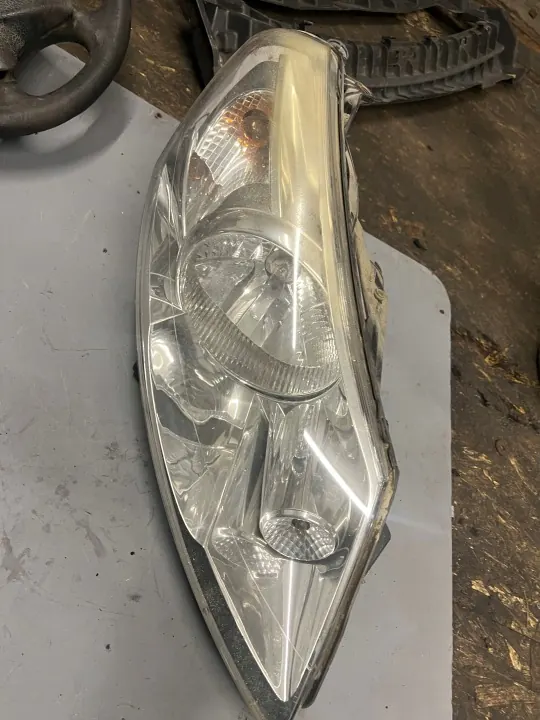 Fiat Scudo/Jumpy/Expert II Farol dianteiro direito OEM 89902604 image 2
