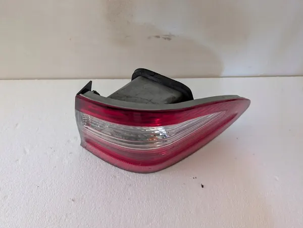 MERCEDES E W211 KOMBI 02- LINKER ACHTERLICHT A2118201264 image 5