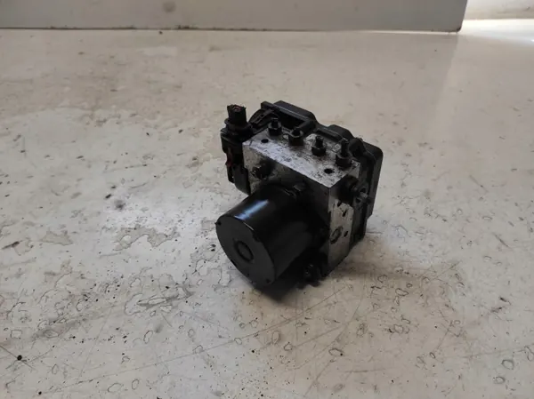 Skoda ABS-pumppu OEM 6R0907379AL Fabia II 1.6 TDI:lle image 4