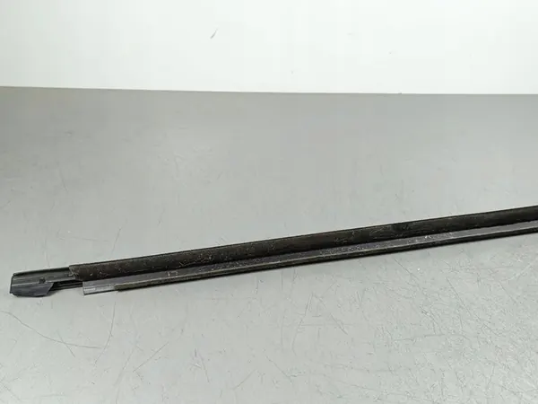 2024 Toyota GR 86 Garniture de fenêtre Coupé OEM FOB54609 image 9