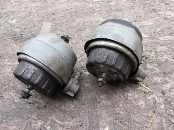 Support moteur Audi A6 C6 4F0199379H image 3