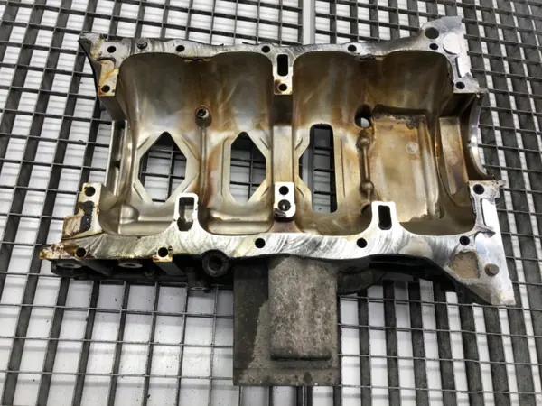 Cárter de aceite OEM LORK-1494-56337 para Mitsubishi Outlander III image 5