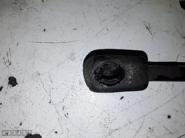 Kia Venga bakluckstöd OEM 817801P000 höger sida image 3