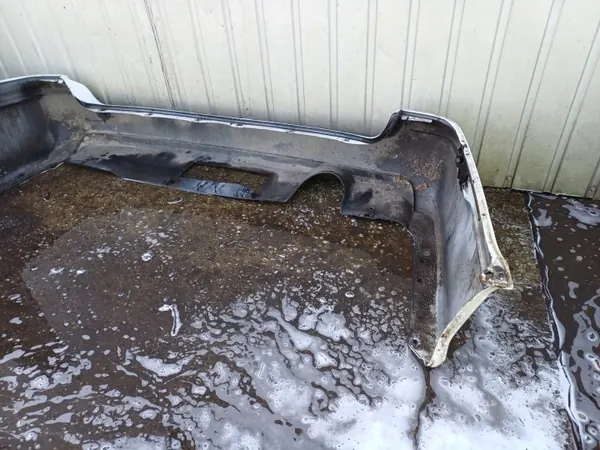 Parachoques trasero Subaru Legacy III OEM LUK1126 - Usado image 6