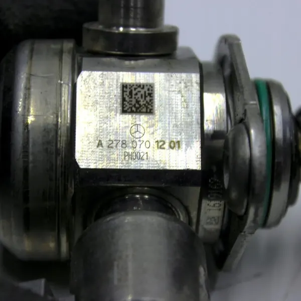 Mercedes-Benz GL X166 Polttoainepumppu OEM A2780701201 image 5