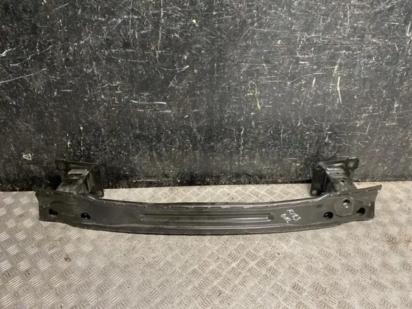 Audi Q5 bakstötskåpsförstärkning OEM 8MA807309 image 2