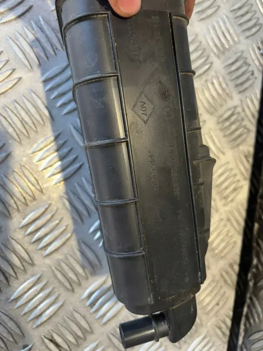 Dacia Duster I Lift 1.2 TCE hiilifiltteri OEM 149507892r image 4