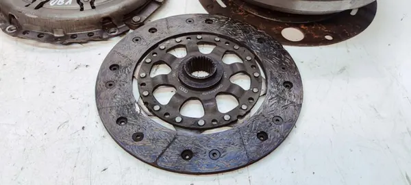 Volante bimassa Audi A4 B8 A5 8T 1.8 TFSI 0B1105266N image 3