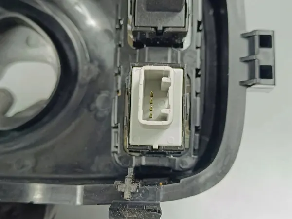 Chassi esquerdo Mitsubishi Outlander OEM FOB19343 image 5