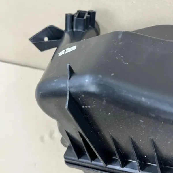 Luftfiltergehäuse OEM 165005299R für Renault image 3