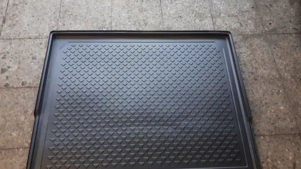 Tavaratilan matto VW GOLF VII image 3