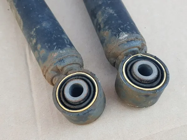 Ammortizzatori + Molle + Gommini Posteriore / Audi A3 8P image 8