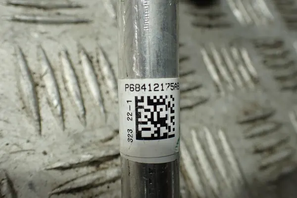 Lämmitysletku OEM 68412175AB Jeep Grand Cherokee image 3