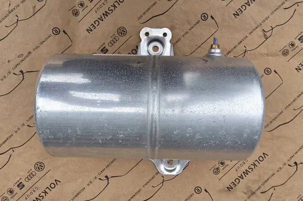 Audi Lufttank OEM 4KE616204A für E-TRON 2019 image 2