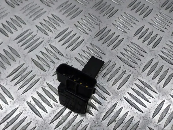 Toyota Luftmassenmesser Corolla E12 2.0 D4D OEM image 2