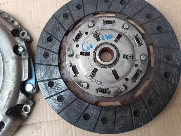 Conjunto de embreagem volante bimassa Alfa Romeo Giulietta image 3