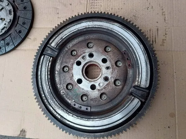 Conjunto de embreagem volante bimassa Alfa Romeo Giulietta image 6