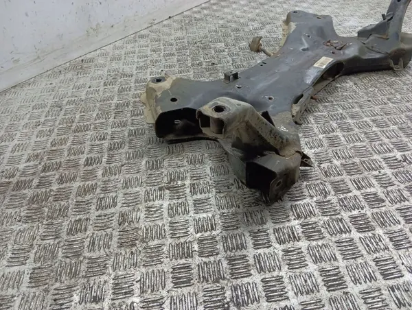 Hyundai ix35 2013 Vorderer Hilfsrahmen OEM AMD86475 image 7