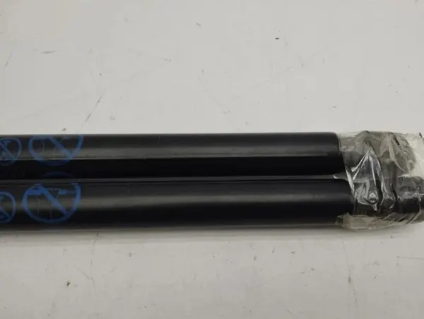 Höger bagageluckstötdämpare OEM H1BBA406A10AH Ford Fiesta VII image 4