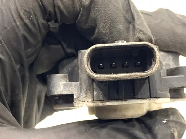 Kaihtimien moottori OEM 9673420580 Peugeot 508 I:lle image 3