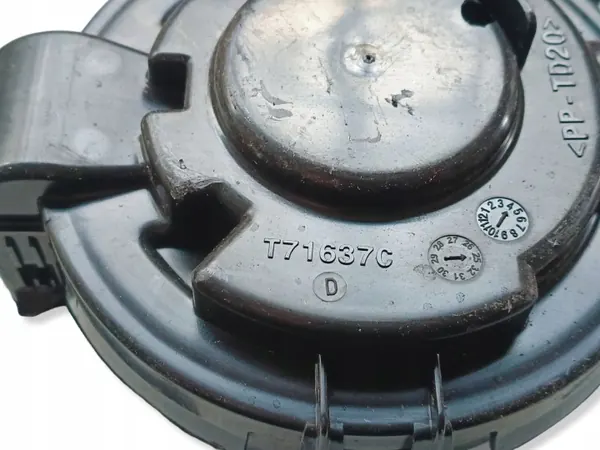 Peugeot 308 III Bläserventil OEM T75061C - Begagnad image 4