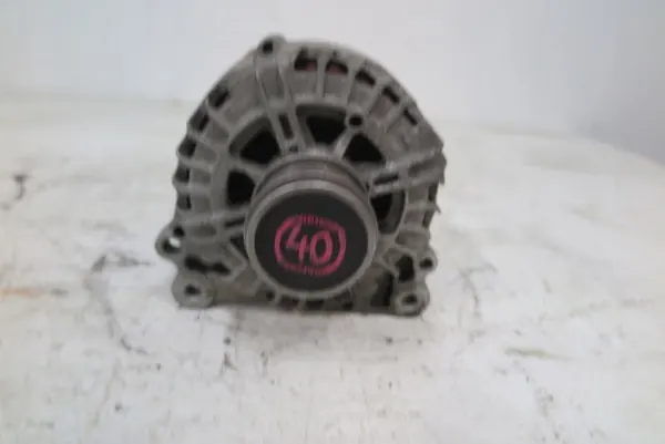 Alternator VW Touran II III 5TA image 2