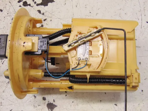 Brandstofniveausensor Citroen C5 I 2.0HDI image 4