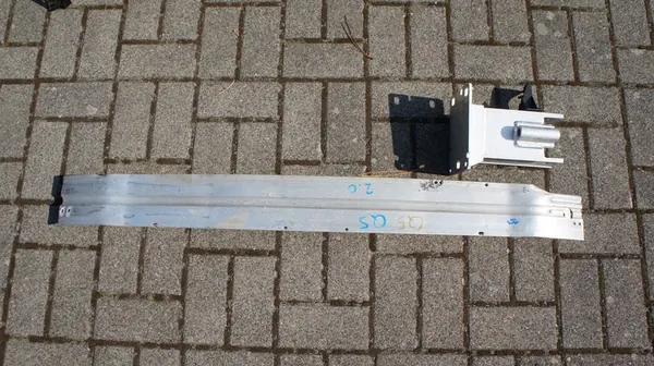 Viga de reforço frontal Audi Q5 8R0 image 9