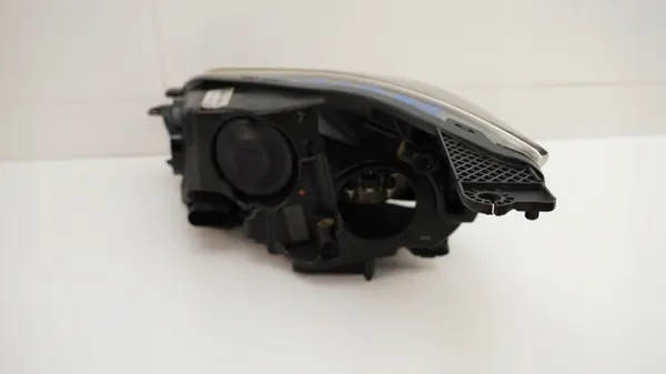 Farol Dianteiro Direito Ford Focus MK3 Peça OEM image 4