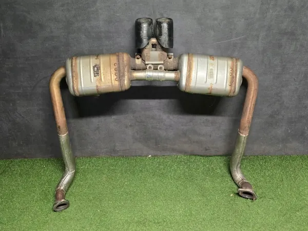 Pakoputken vaimennin OEM 982251052E Porsche Cayman Boxster 982 image 2