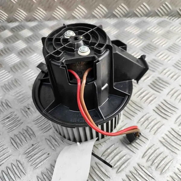 Ventilador de aquecimento Mercedes E-Class W212 RHD OEM image 2