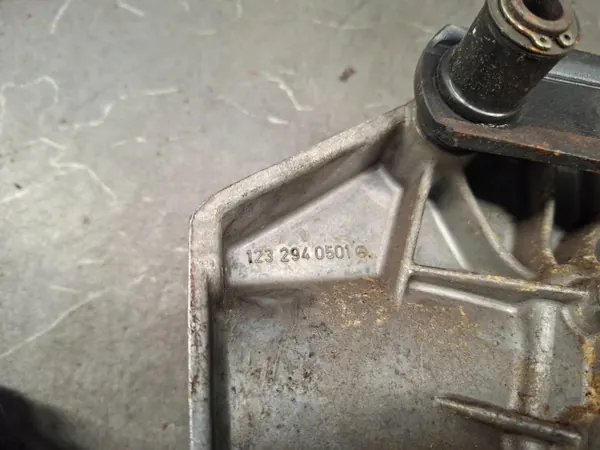 Gebruikte Mercedes-Benz rempedaal OEM pedal hamulca mercedes w123 image 4