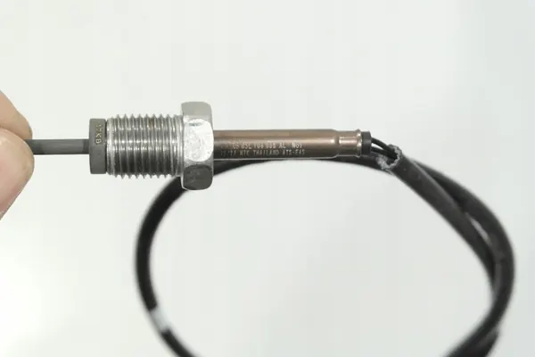 Sensor de Temperatura de Escape VW Audi Seat Skoda 2.0 TDI image 2