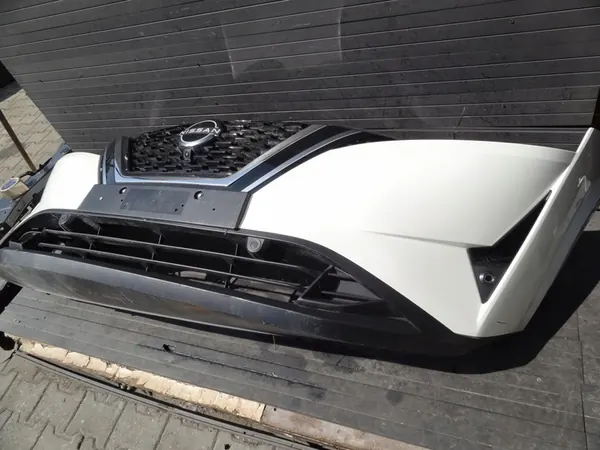 NISSAN QASHQAI J12 2022 Front Bumper Complete OEM image 5