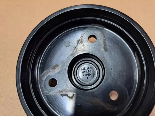 Polea de Bomba de Agua BMW OEM 4121250 1.5 TB image 4