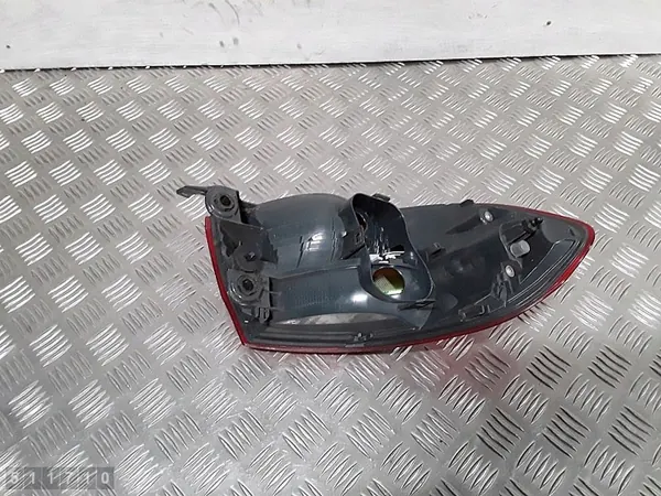 Luz trasera BMW 4 Series Gran Coupe 2016 63217296098 image 8