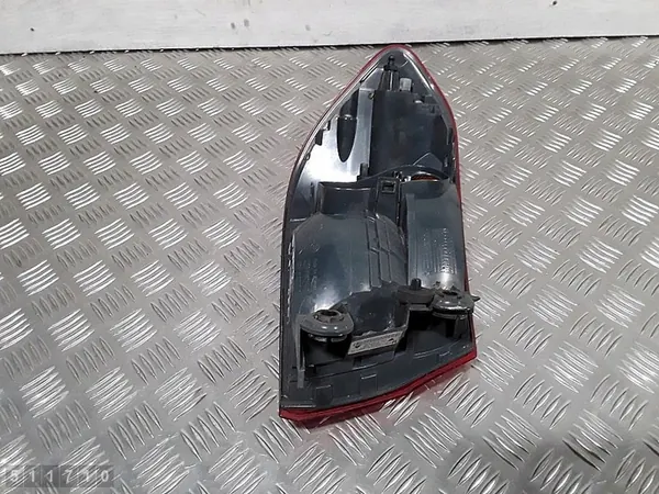 Luz trasera BMW 4 Series Gran Coupe 2016 63217296098 image 9