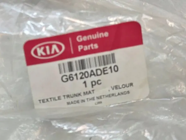 Gebruikte velours kofferbakmat OEM G6120ADE10 voor Kia Picanto image 5