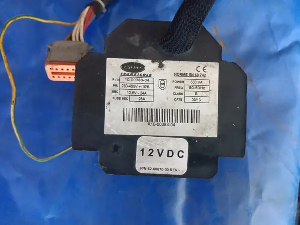 Transformateur Carrier Zephyr Integra 10-00383-04 12V image 2