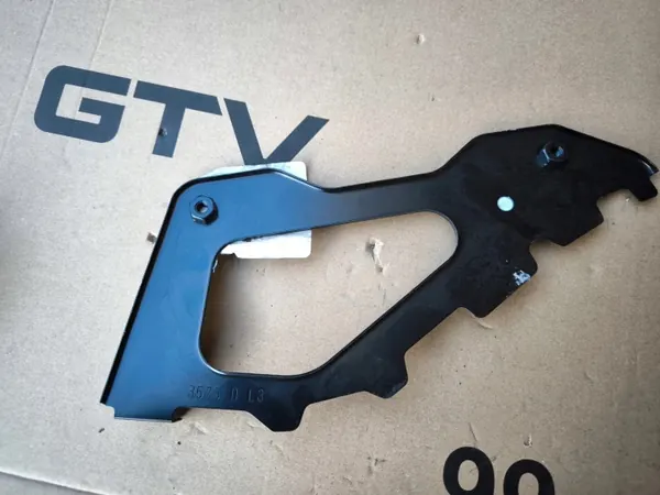 Kotflügelhalter Jeep Renegade OEM 68246358AA image 3