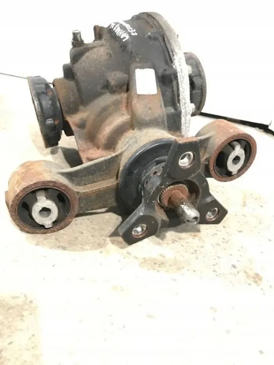 2020 Chevrolet Camaro Rear Differential 84371224 image 3
