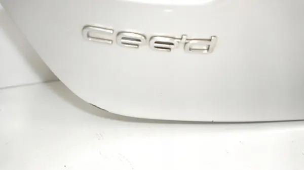 Coffre Kia Ceed II 12-16R OEM 360171881 image 6