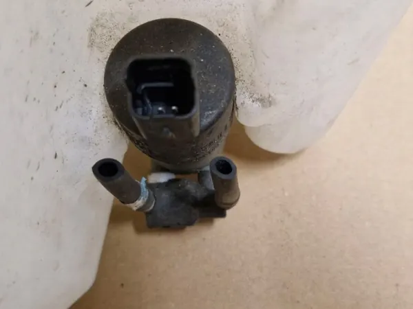 Pesunestesäiliö OEM 289104EA0A Nissan Qashqaille image 10