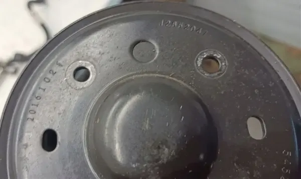 Polea de Bomba de Agua OEM 12652047 para Cadillac XT5 3.6 V6 image 5