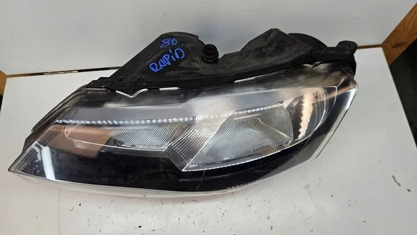 Farol dianteiro esquerdo Skoda Rapid 5JB941017 image 5